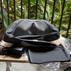 SONICOMFORT NECK & SHOULDER MASSAGER HEAT THERAPY